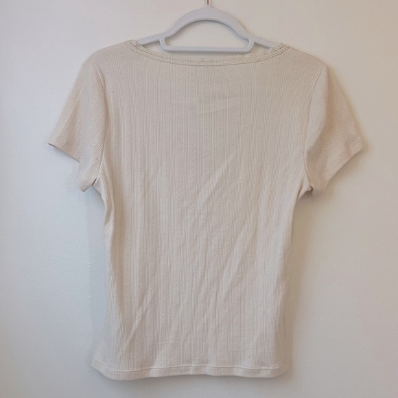 Old Navy Scoop Neck Short Sleeve Top - Picture 3 of 4